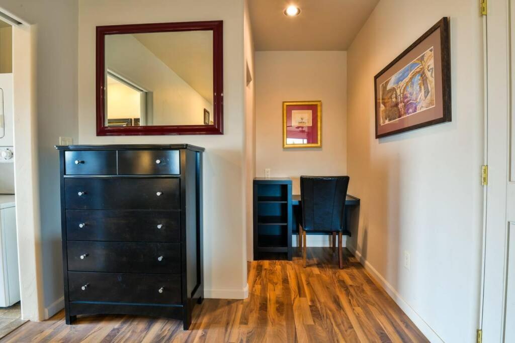 Indian Hills - Secluded Breathtaking Views *