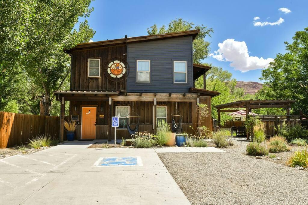 Digs - Your Downtown Basecamp! Apartment