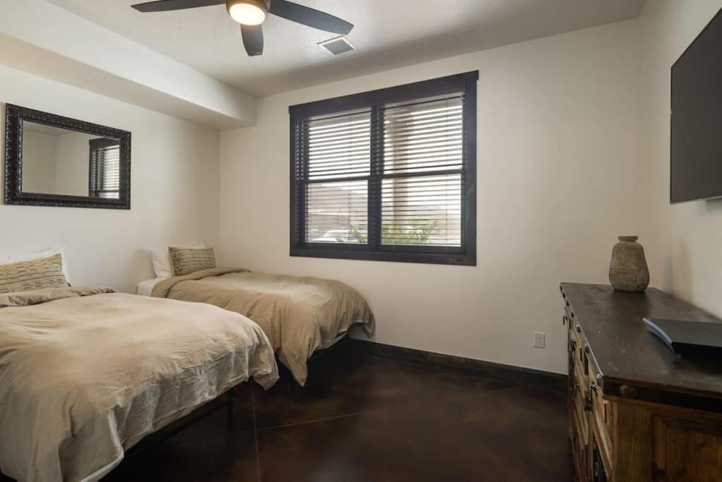 Luxury Downtown Apartment