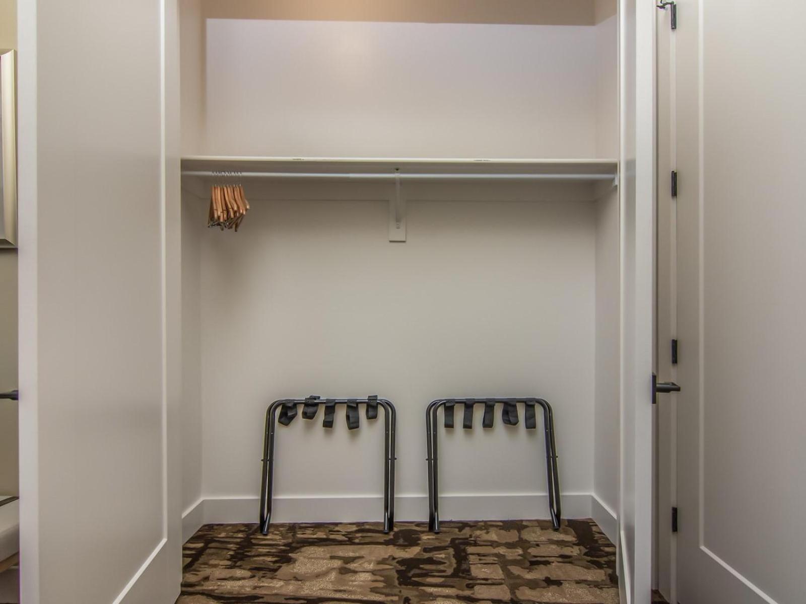 Sage Creek E3 In With Private Hot Tub And Community Pool