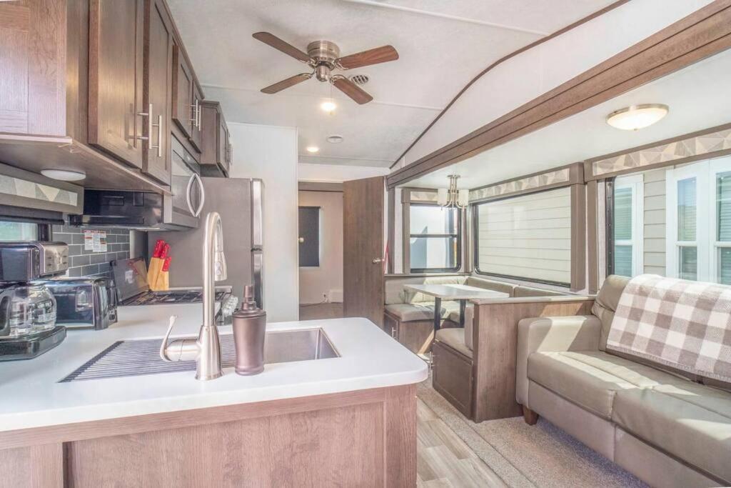 Redrock Destination Rv Site 5 Holiday home *