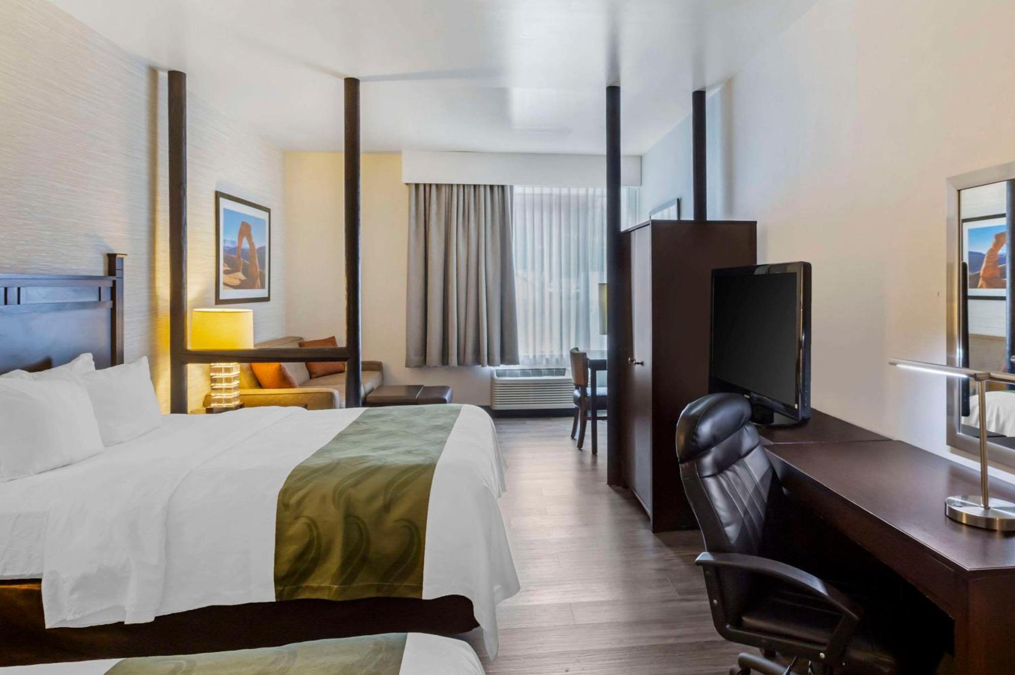 Quality Near Arches National Park Hotel 2*
