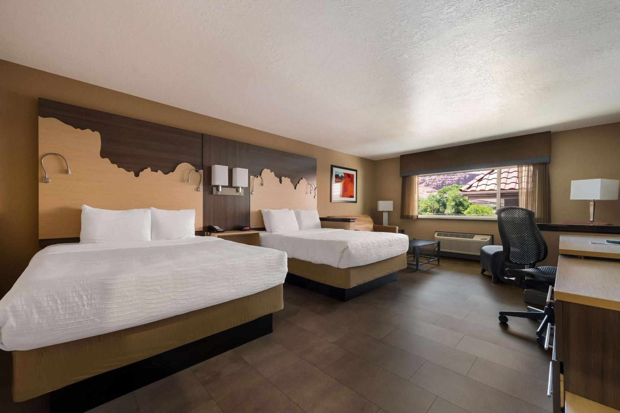 Western Canyonlands Hotel