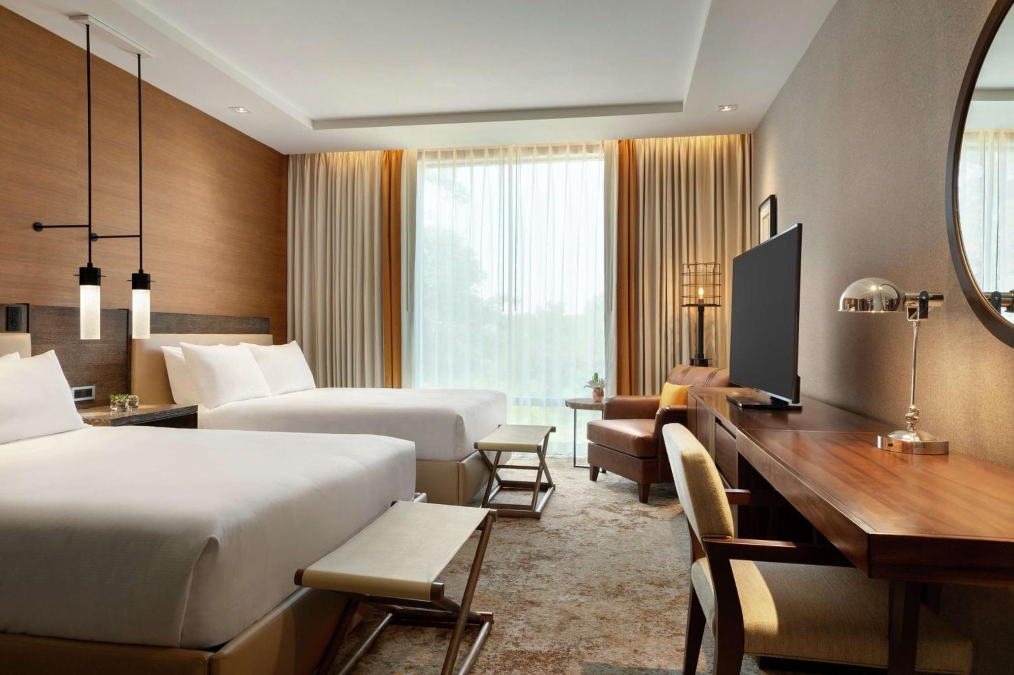 Hoodoo Moab, Curio Collection By Hilton Hotel