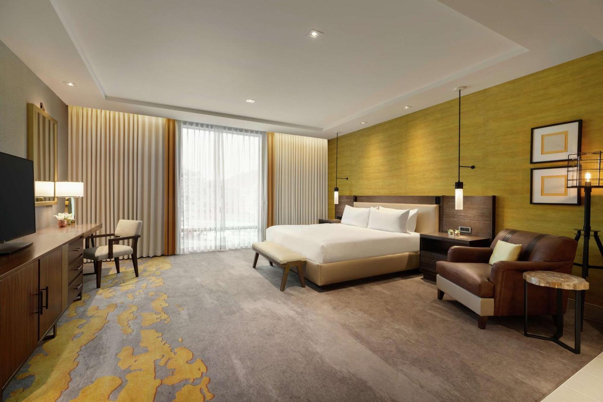 Hoodoo Moab, Curio Collection By Hilton Hotel
