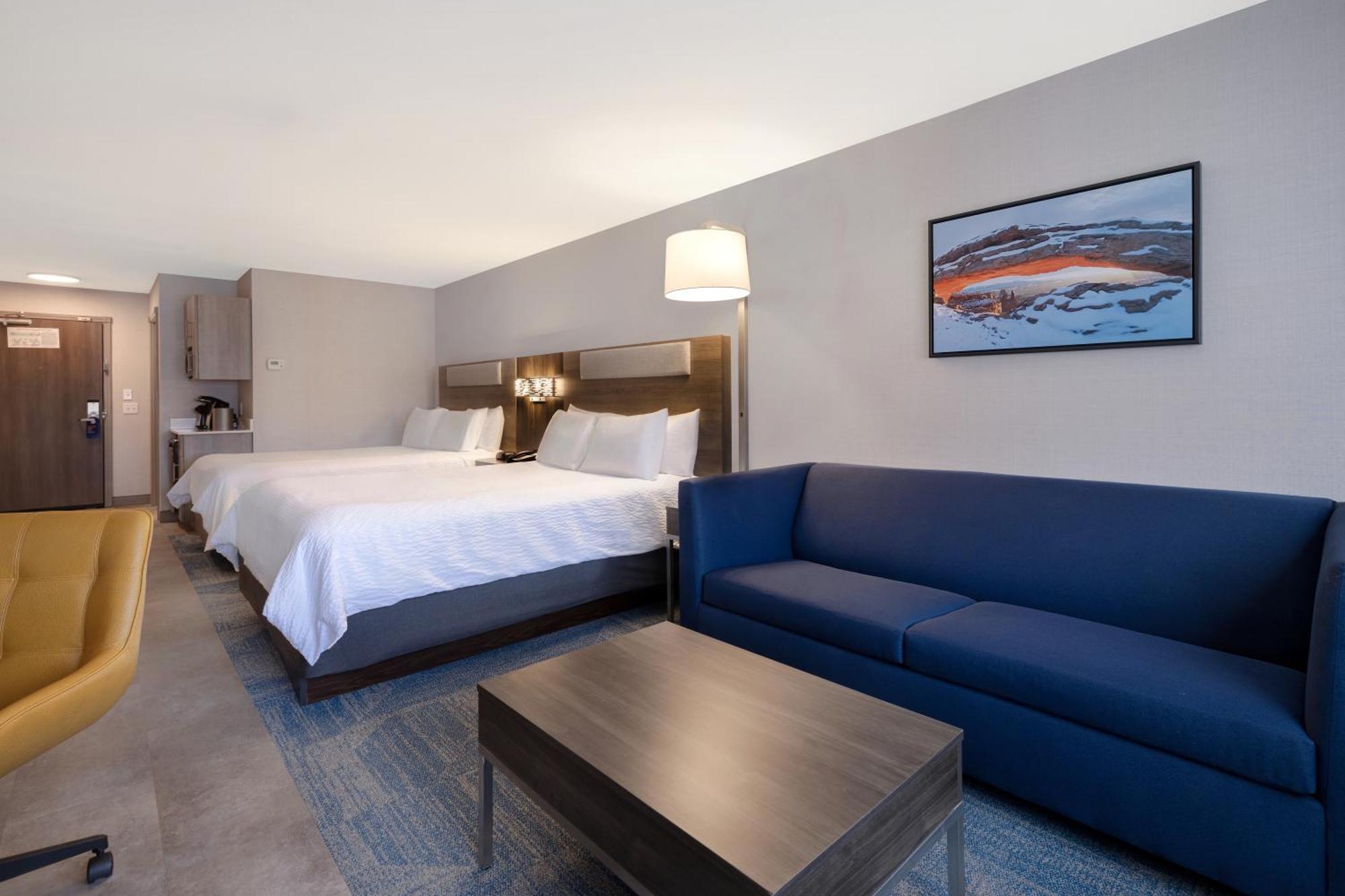 Hotel Express & By Ihg