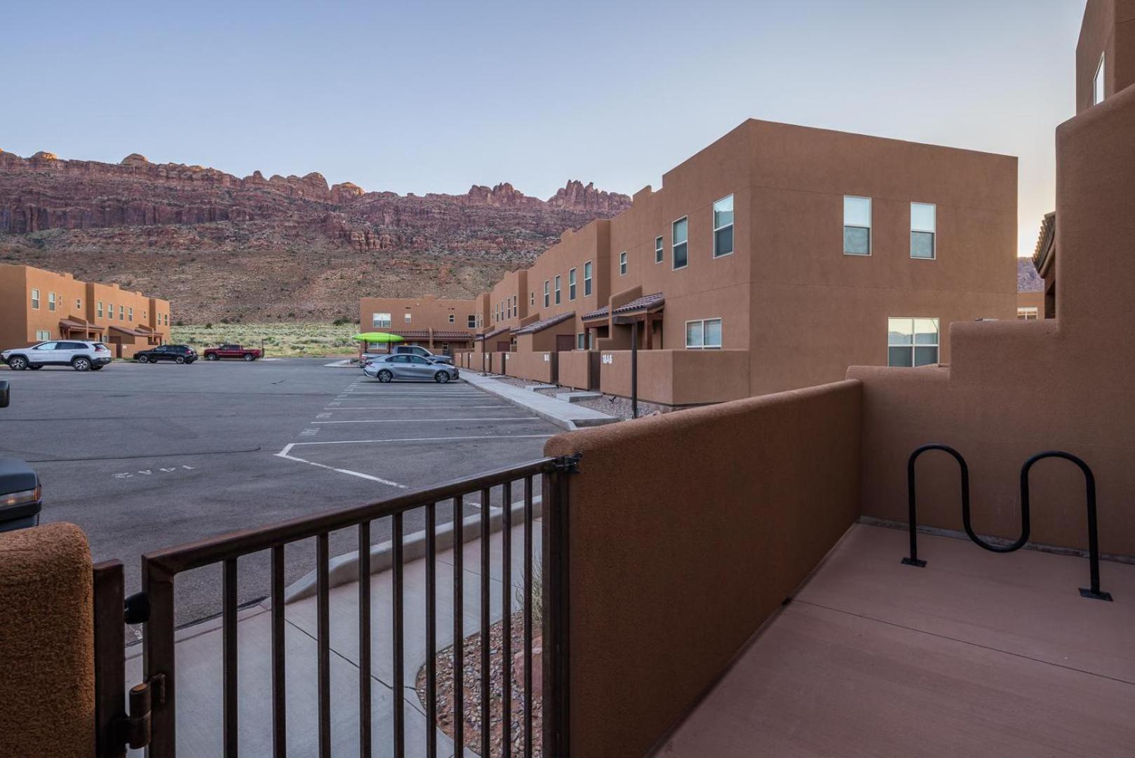 Rim Village Vistas 14a2 * Moab