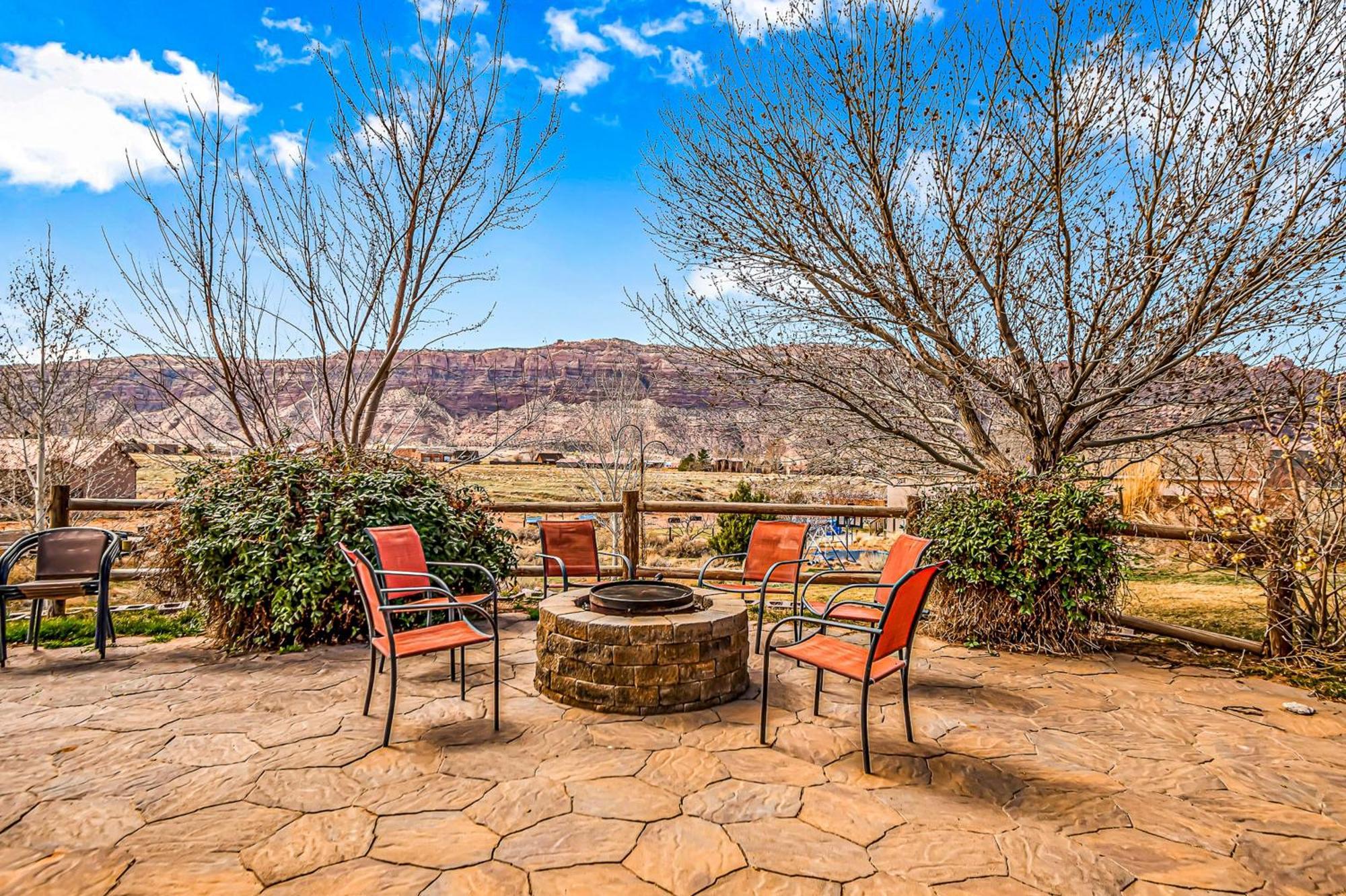 Holiday home 5 Bed 3 Bath Vacation In Arches National Park Moab