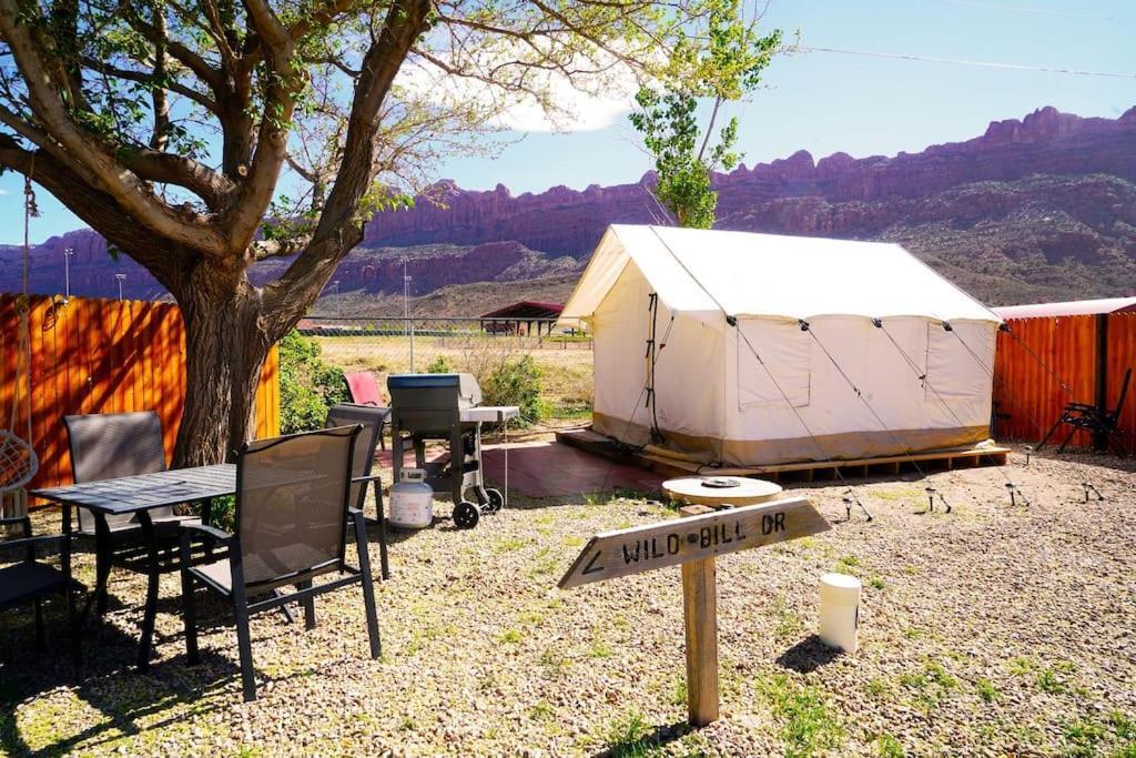 Holiday home Glamping Setup Tent In Rv Park #6 Ok-t6