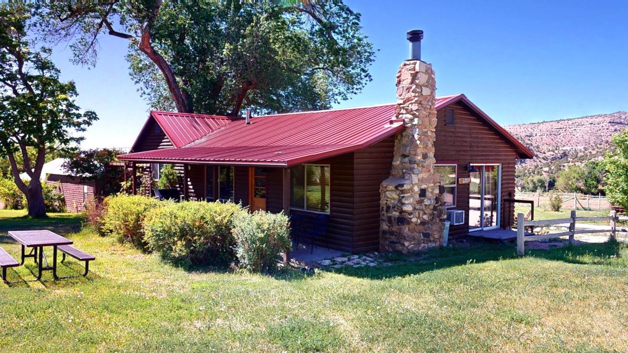 Pack Creek ~ Holiday home *