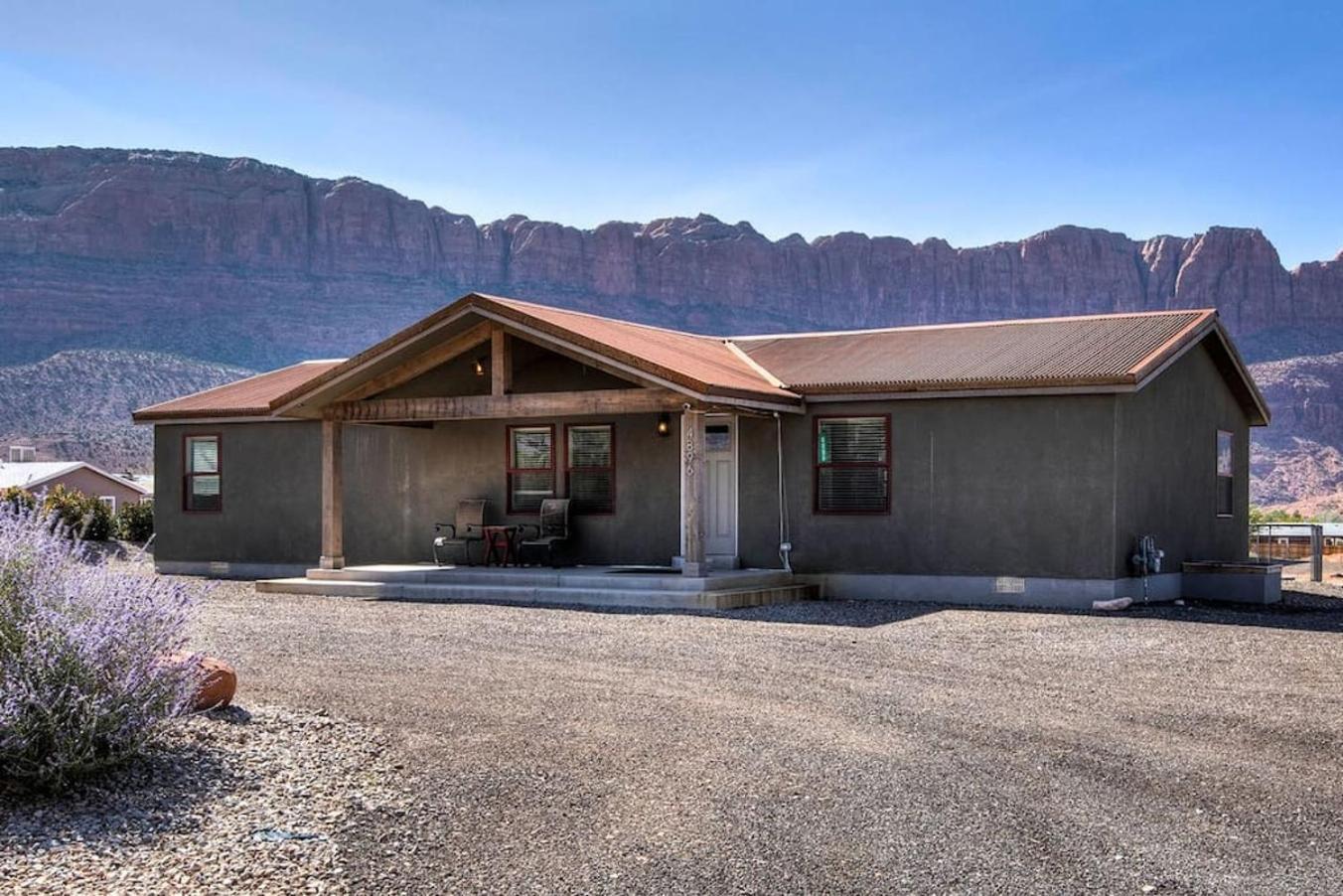 The Shack Private & Hot Tub Holiday home *