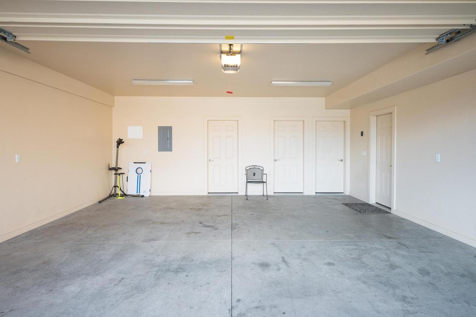 Rim Village Vista Unit 10 A8 *