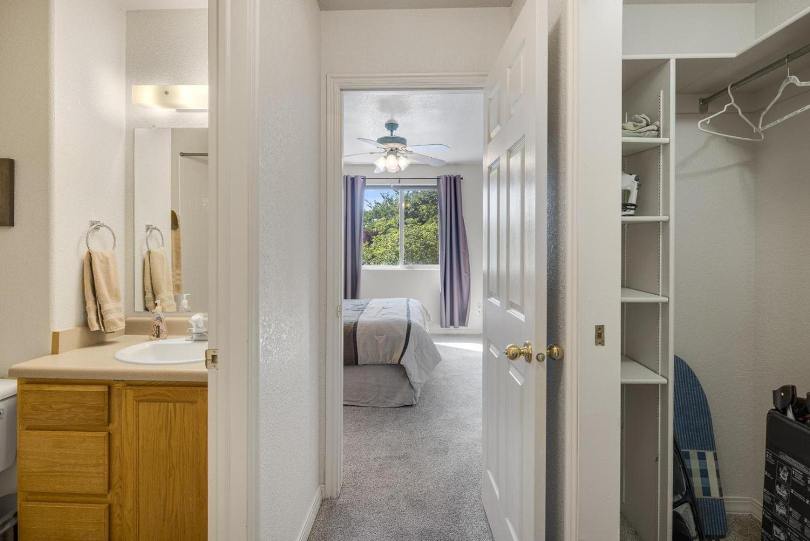 3287 Fairway Loop