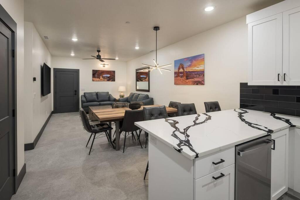 Vizcaya #7 - Moab's Newest Luxury Apartment Moab