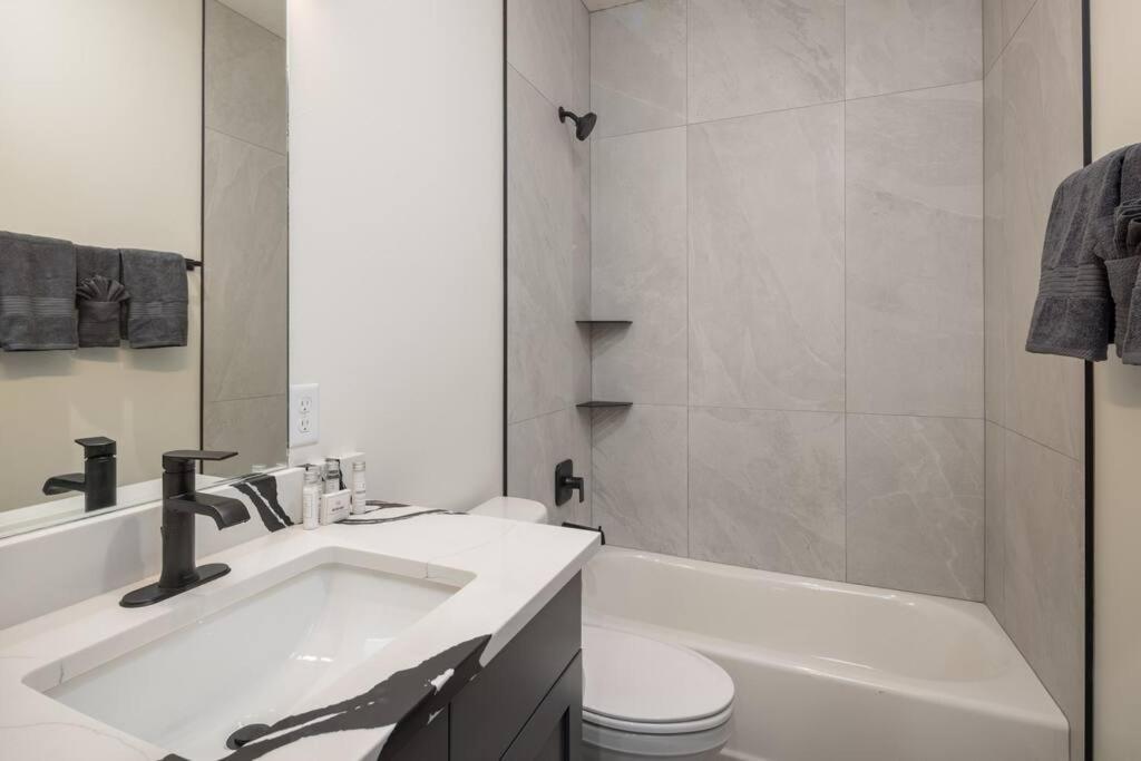Vizcaya #7 - Moab's Newest Luxury *