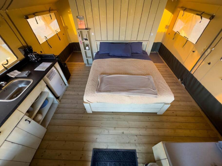 Desert Glamping Getaway Near Arches Holiday home Moab
