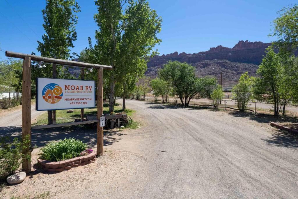 Desert Glamping Getaway Near Arches Moab