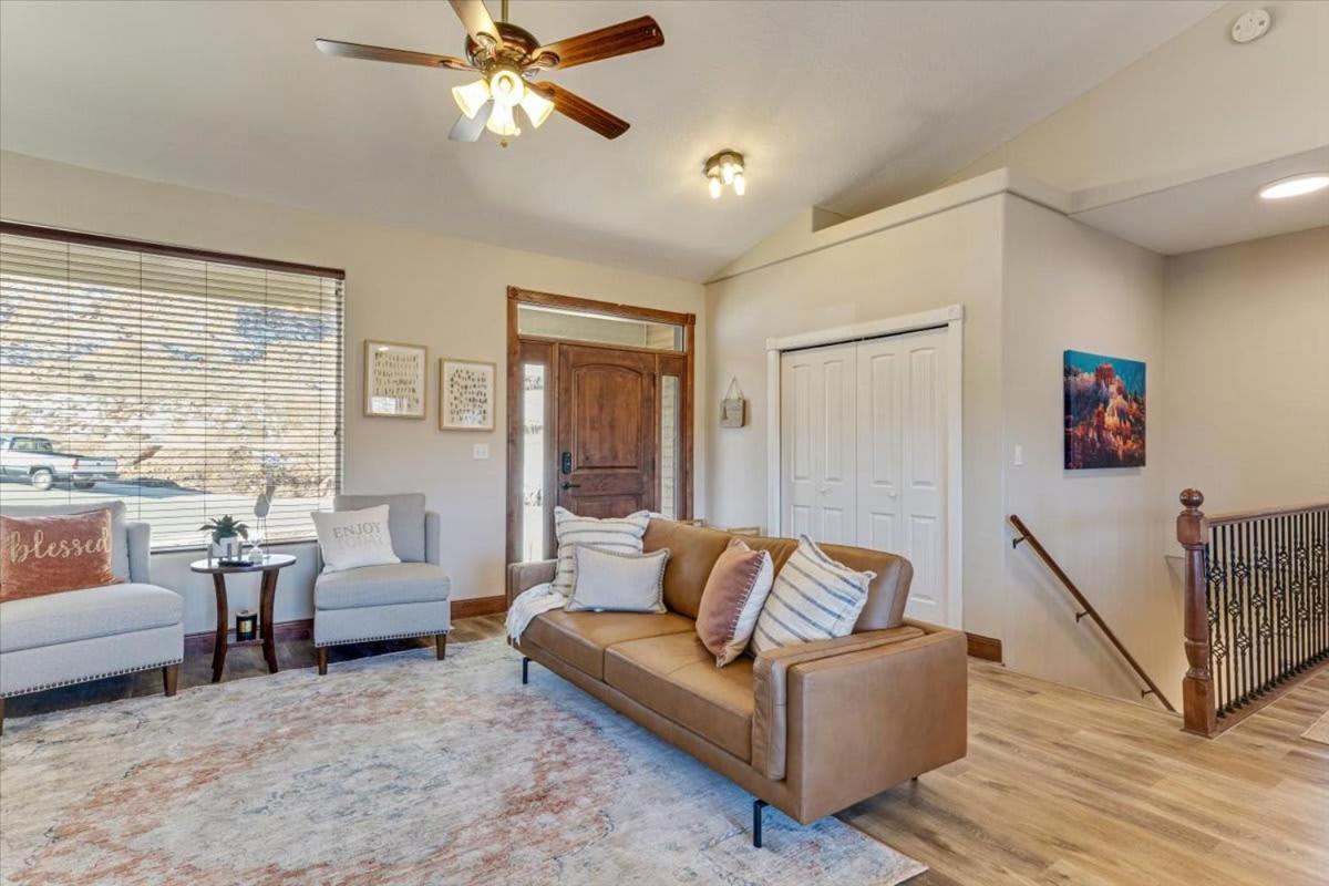 Holiday home Right By Off Roading Trails Close To Main St