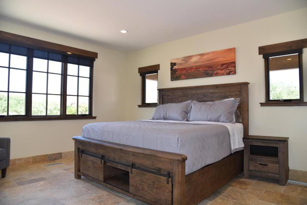 New In The Heart Of Moab, Utah Lodge Moab