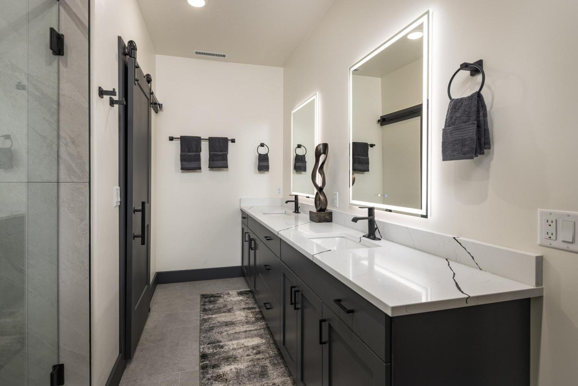 Apartment Vizcaya #12 - Moab's Newest Luxury