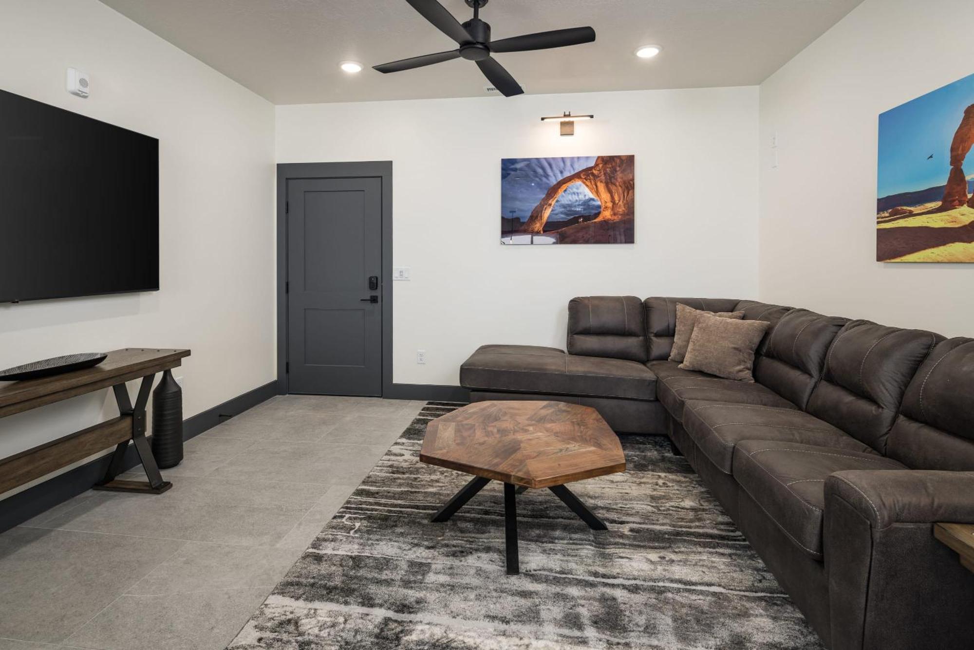 Vizcaya #12 - Moab's Newest Luxury Apartment