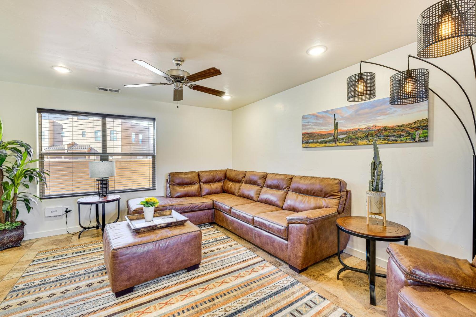 Townhome With Patio, Near Arches National Park! Holiday home