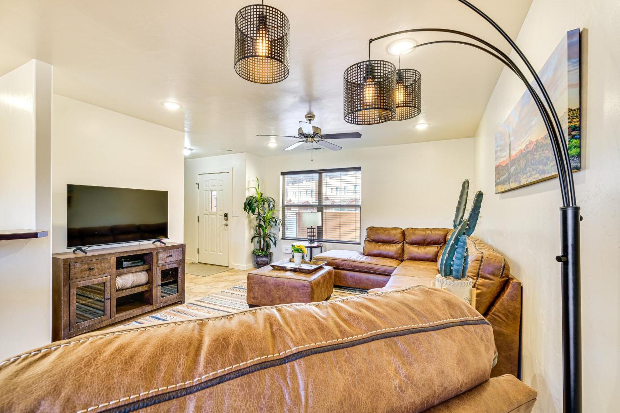 Holiday home Townhome With Patio, Near Arches National Park!
