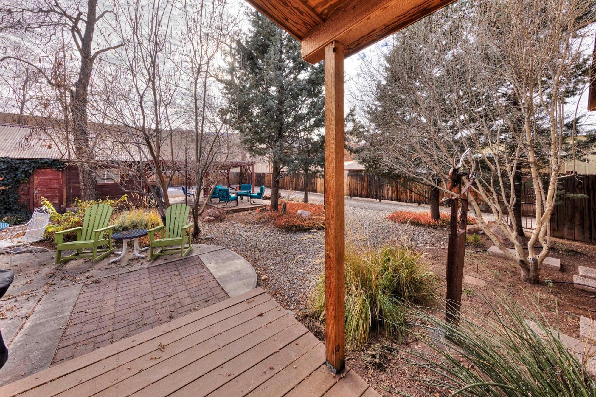 Holiday home Center Street Hideaway In The Heart Of *