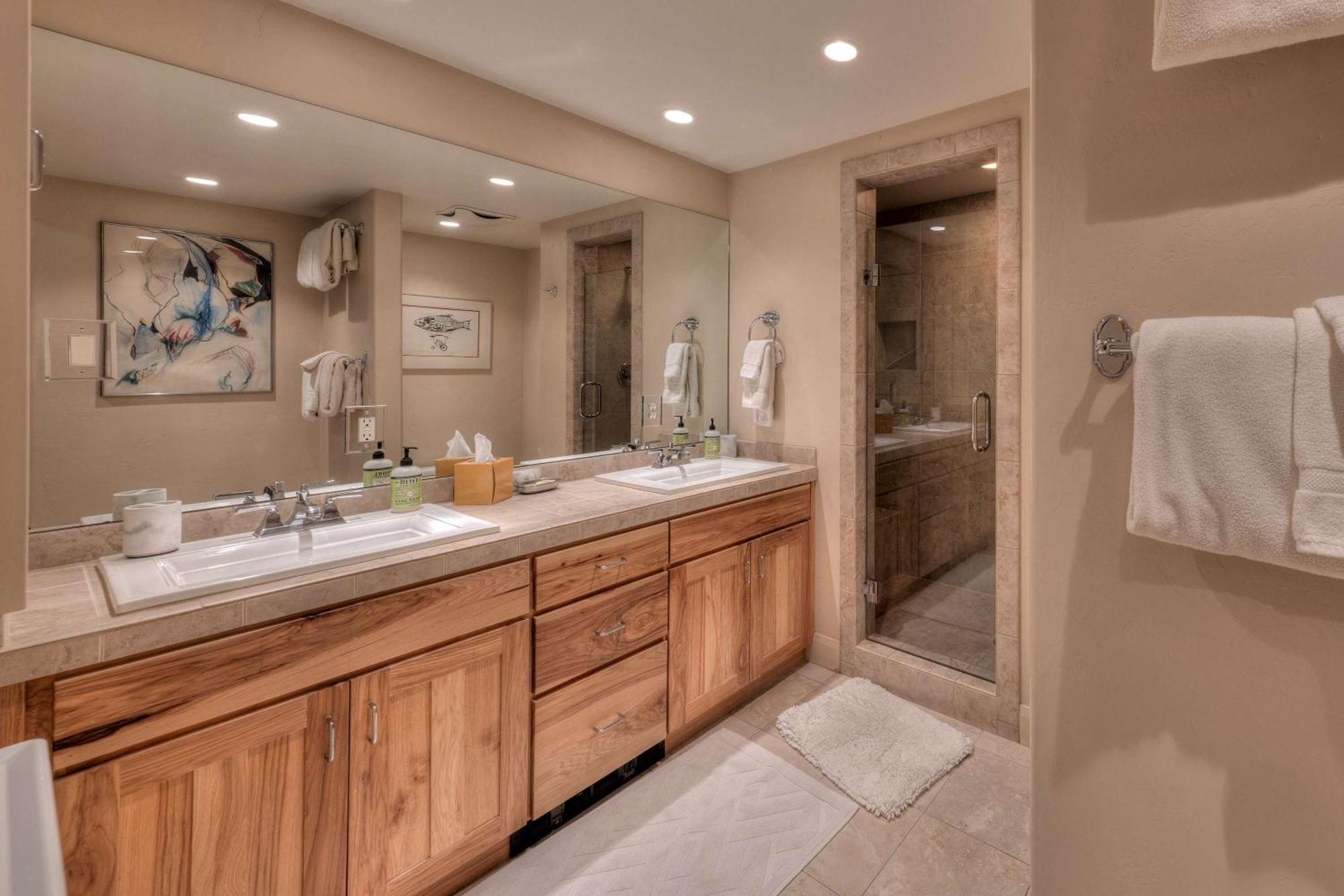 Center Street Hideaway In The Heart Of