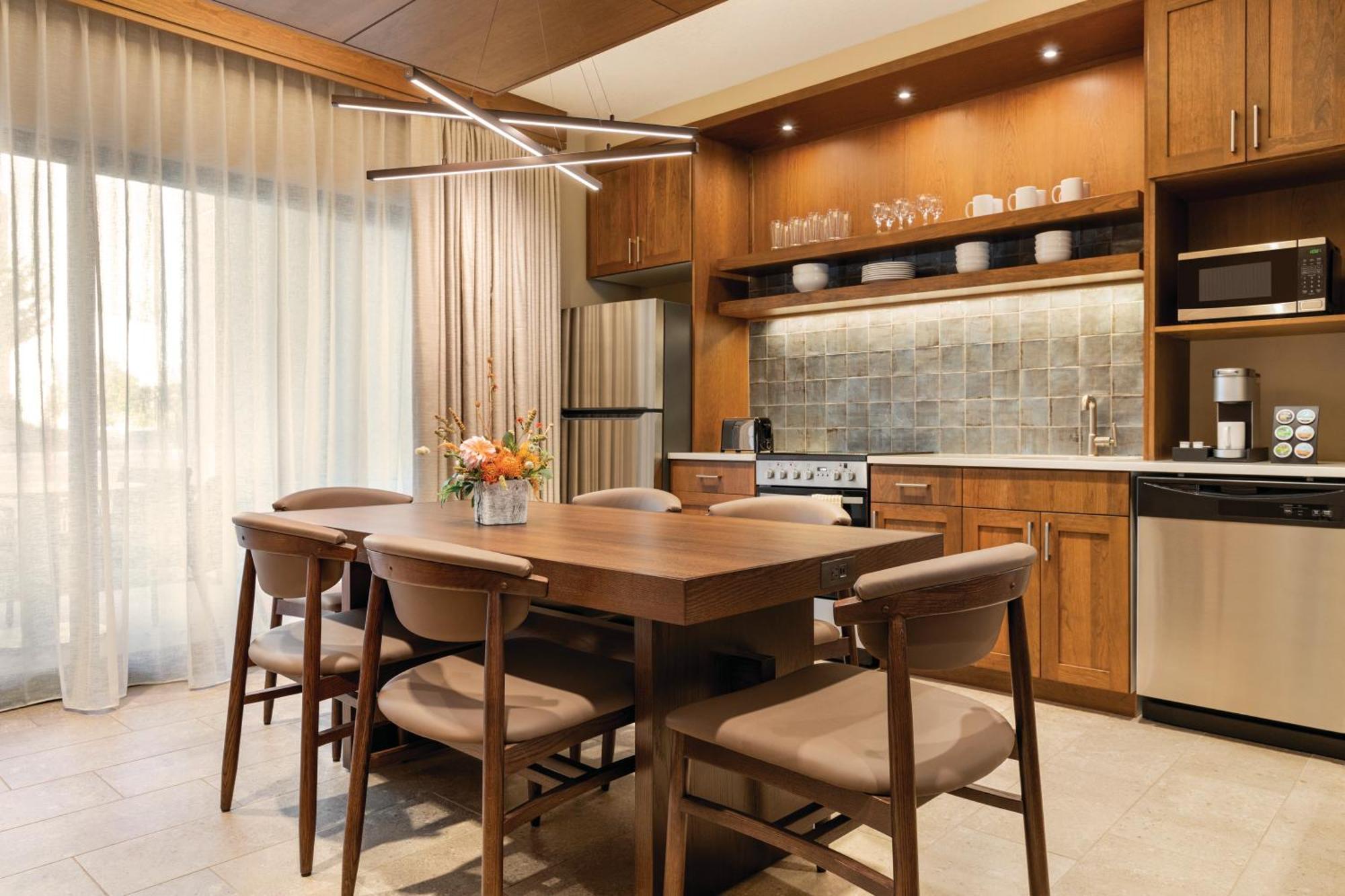 Hotel Hoodoo Moab, Curio Collection By Hilton