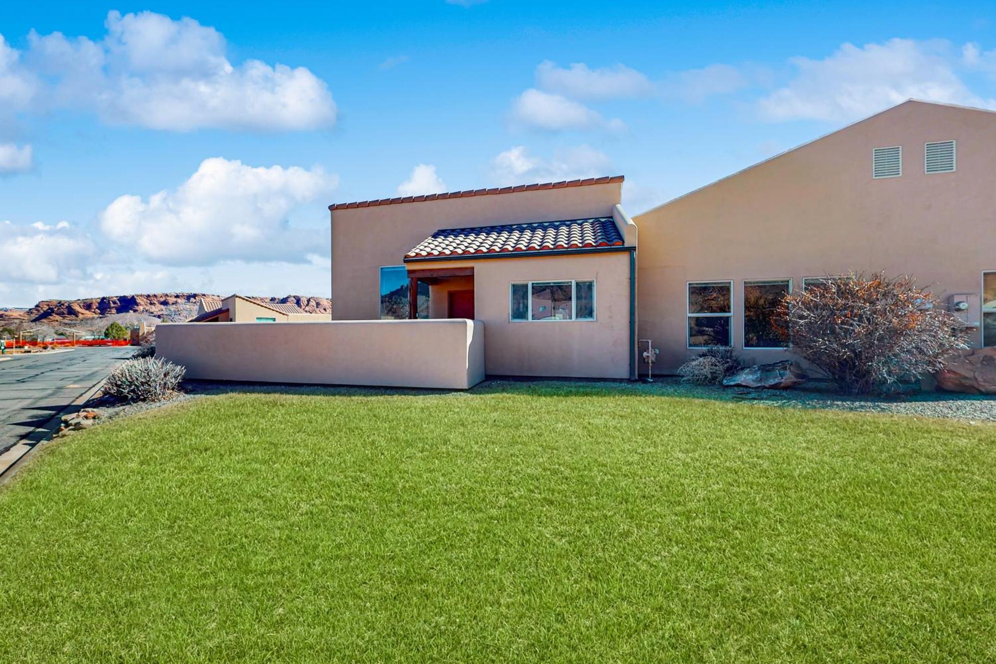 Rim Village O4