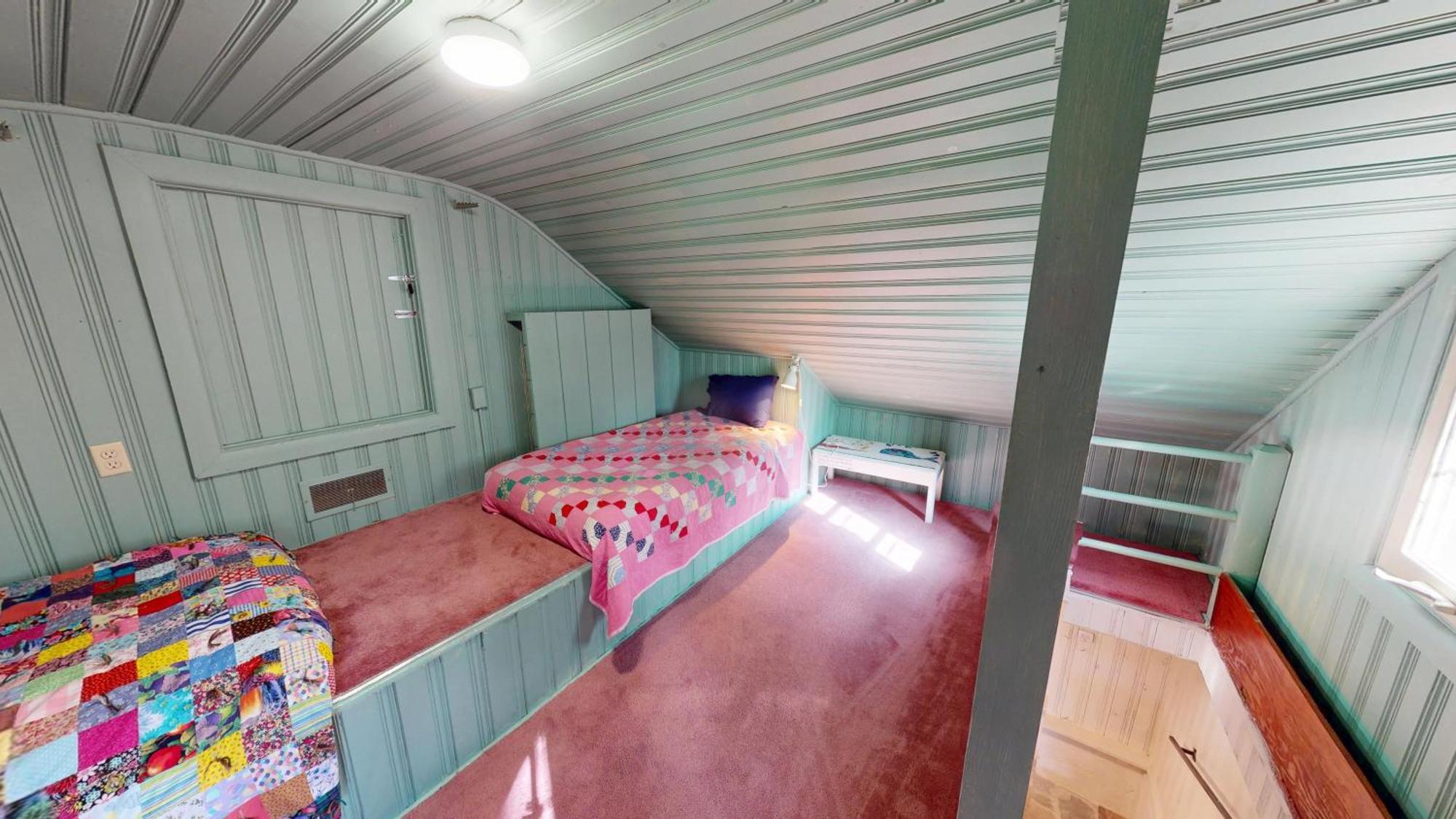 Pack Creek ~ Meadow House Holiday home