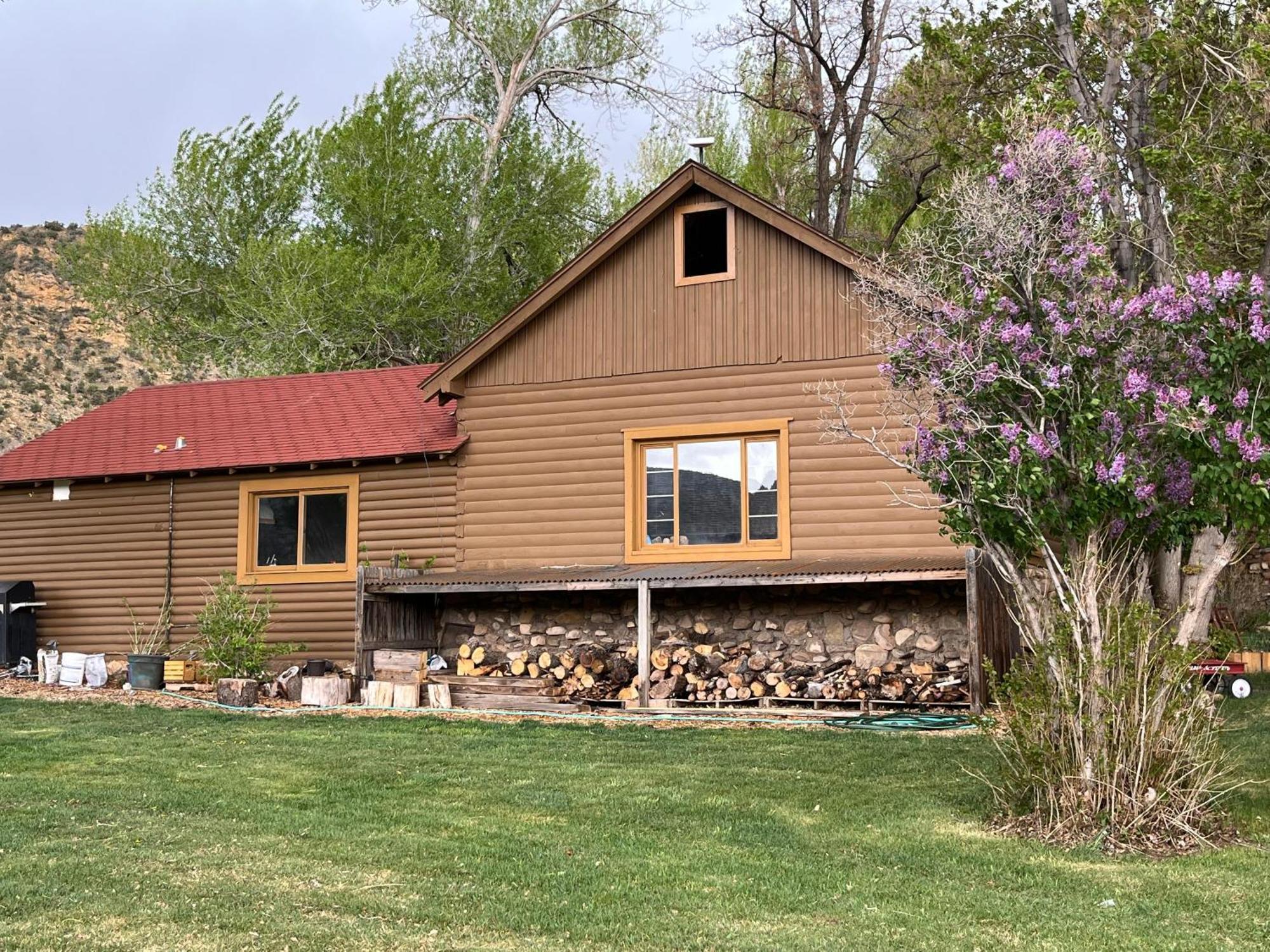 Pack Creek ~ Meadow House Holiday home