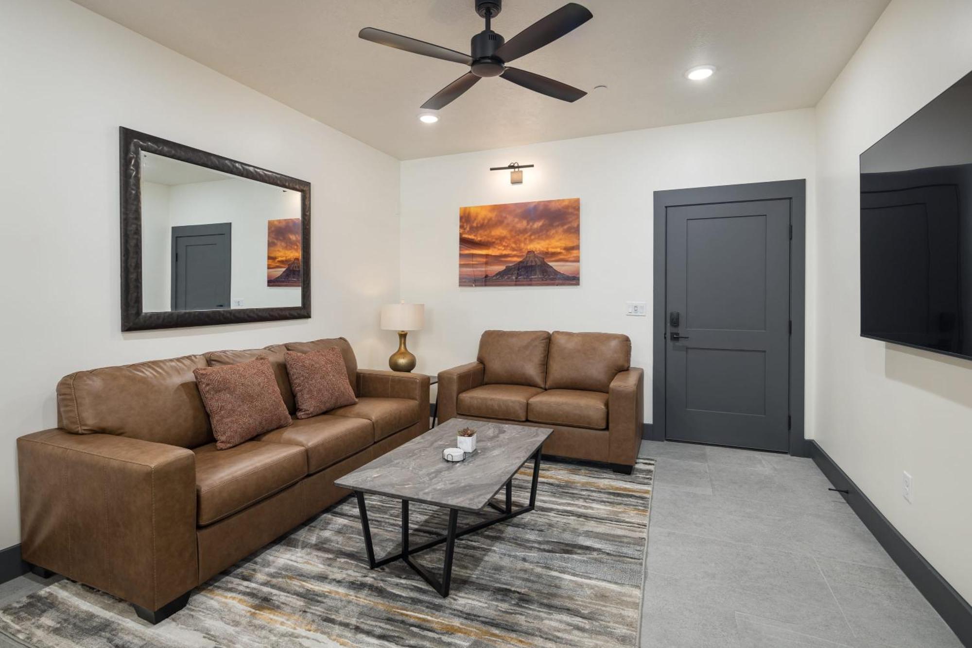 Vizcaya #11 - Moab's Newest Luxury Apartment *
