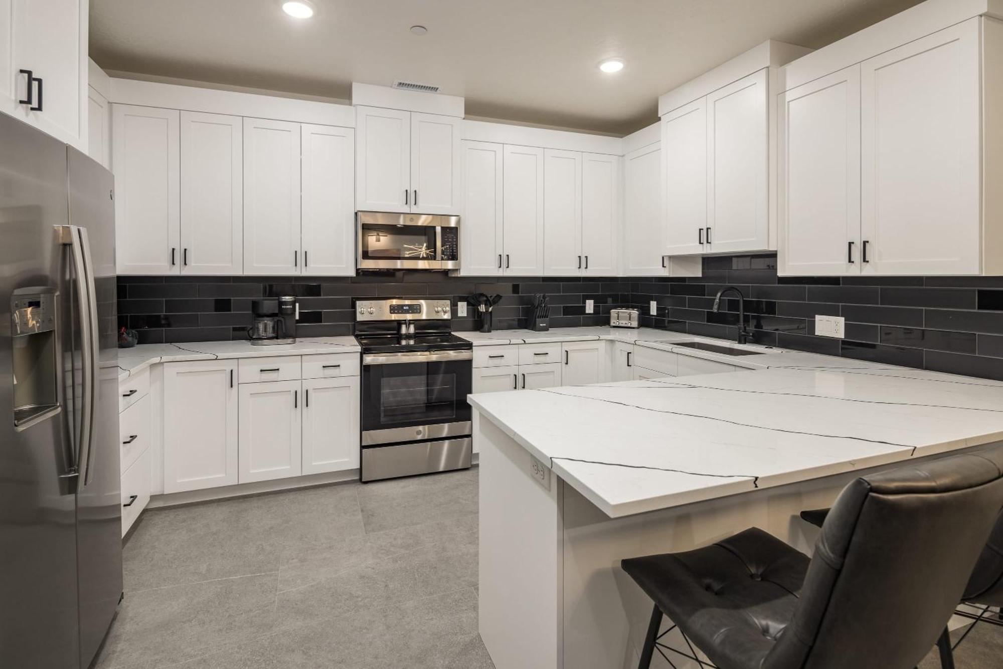 Vizcaya #11 - Moab's Newest Luxury *