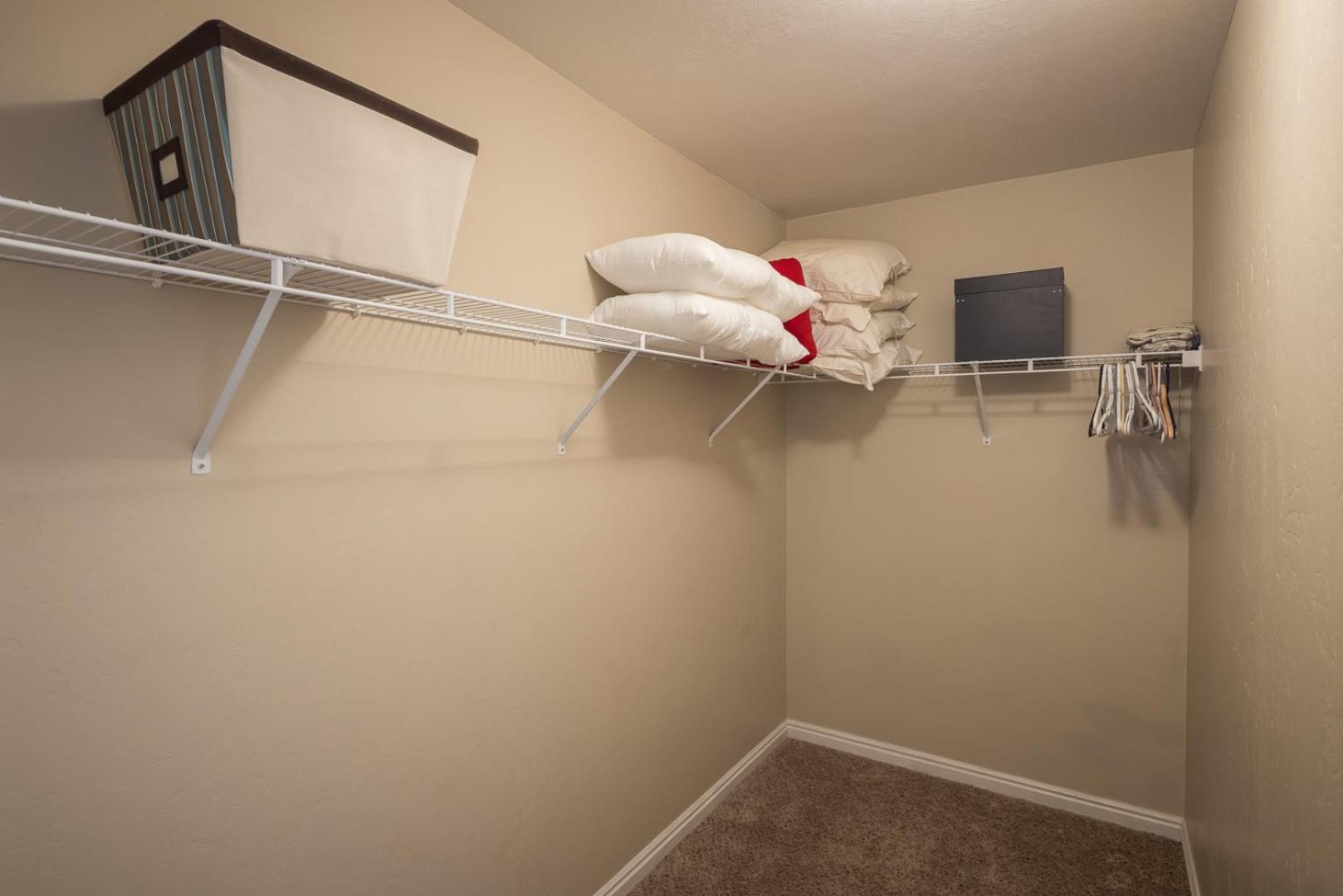 2511 Redcliff Rd 3j *