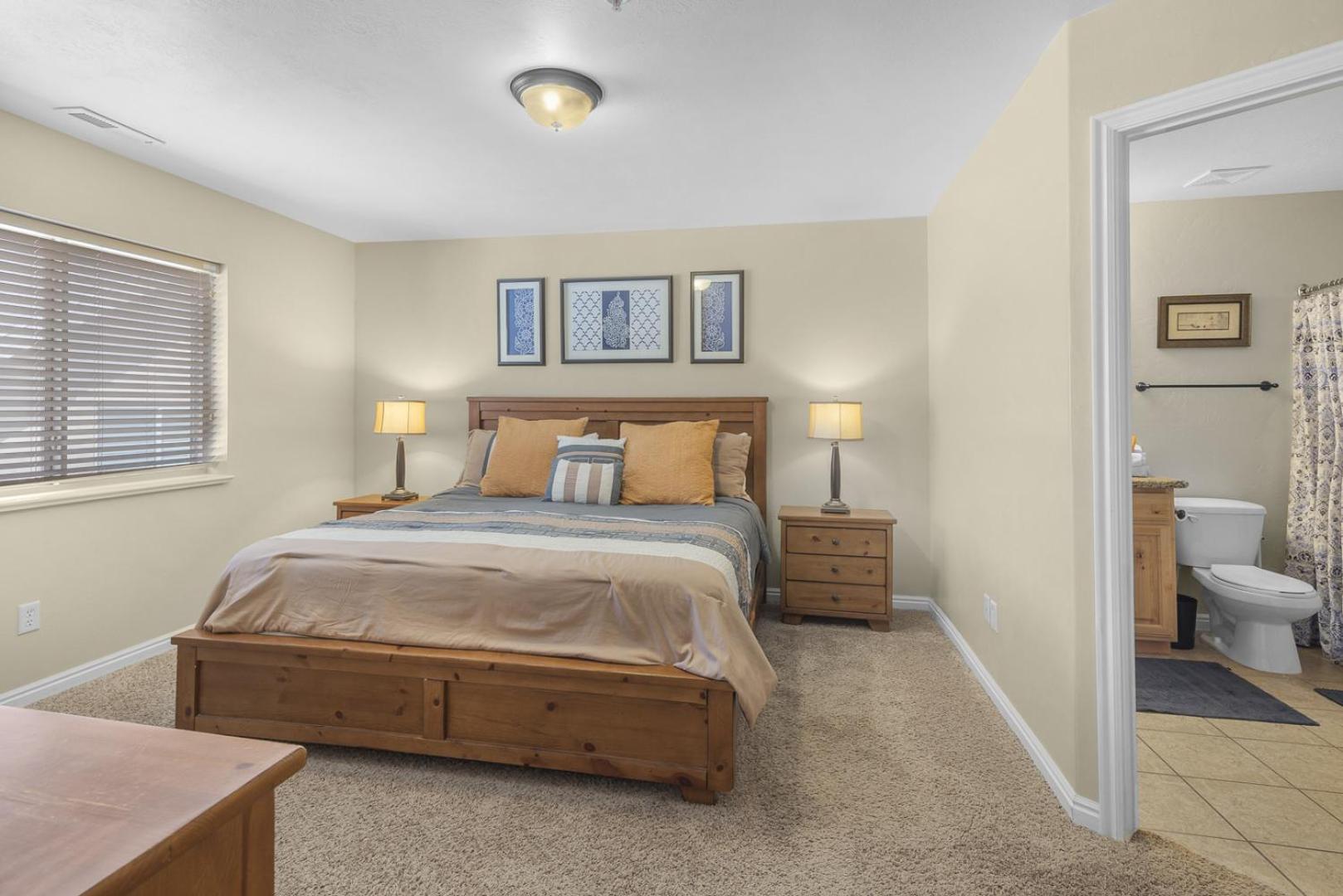 2511 Redcliff Rd 3j Holiday home *