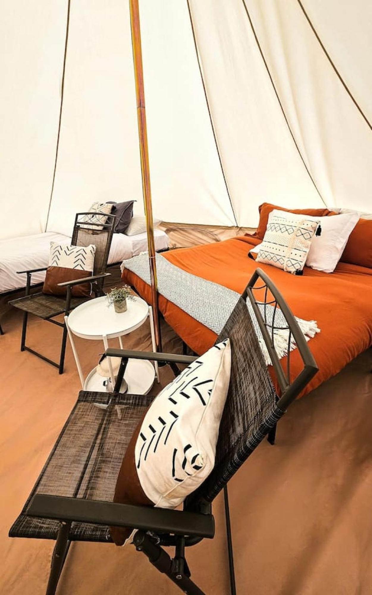 Luxury tent Glamping Family Tent At Private Riverside Ranch *