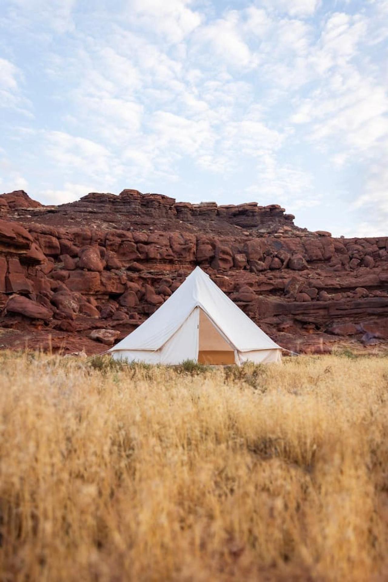 Glamping Queen Tent At Private Riverside Ranch Luxury tent *