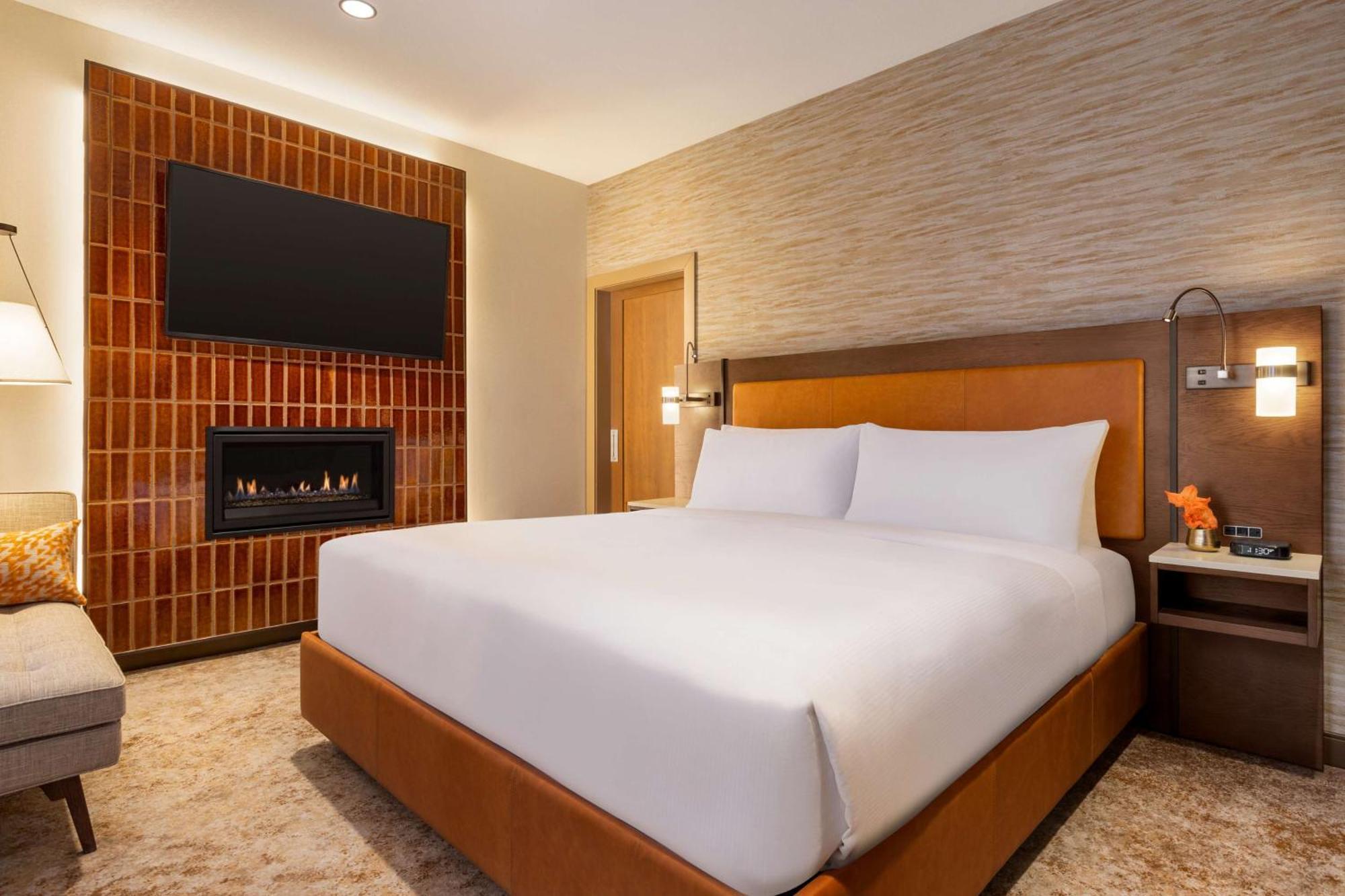 Hoodoo Moab, Curio Collection By Hilton 4*