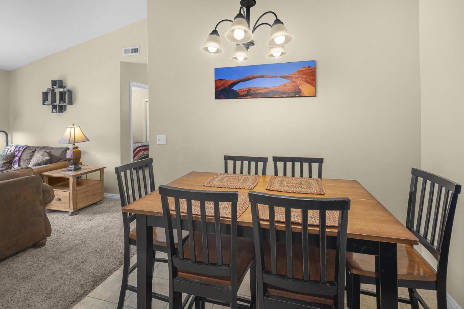 2511 Redcliff Rd 3j Holiday home