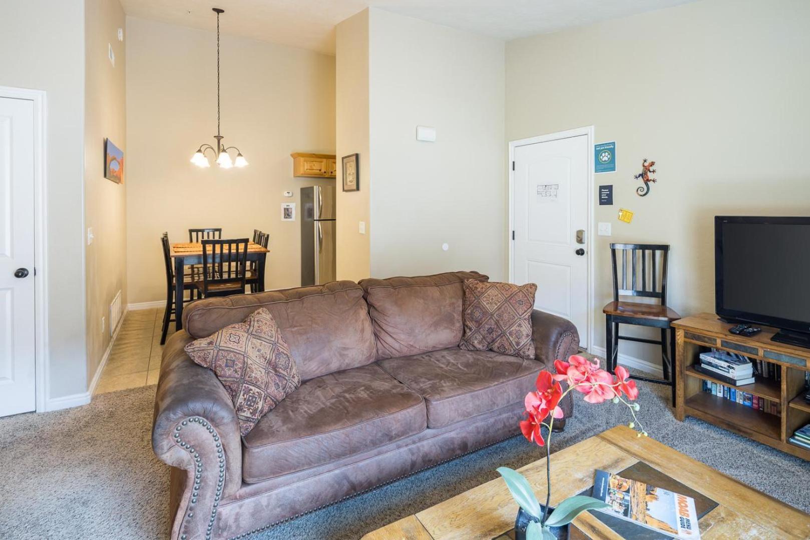 2511 Redcliff Rd 3j Holiday home Moab