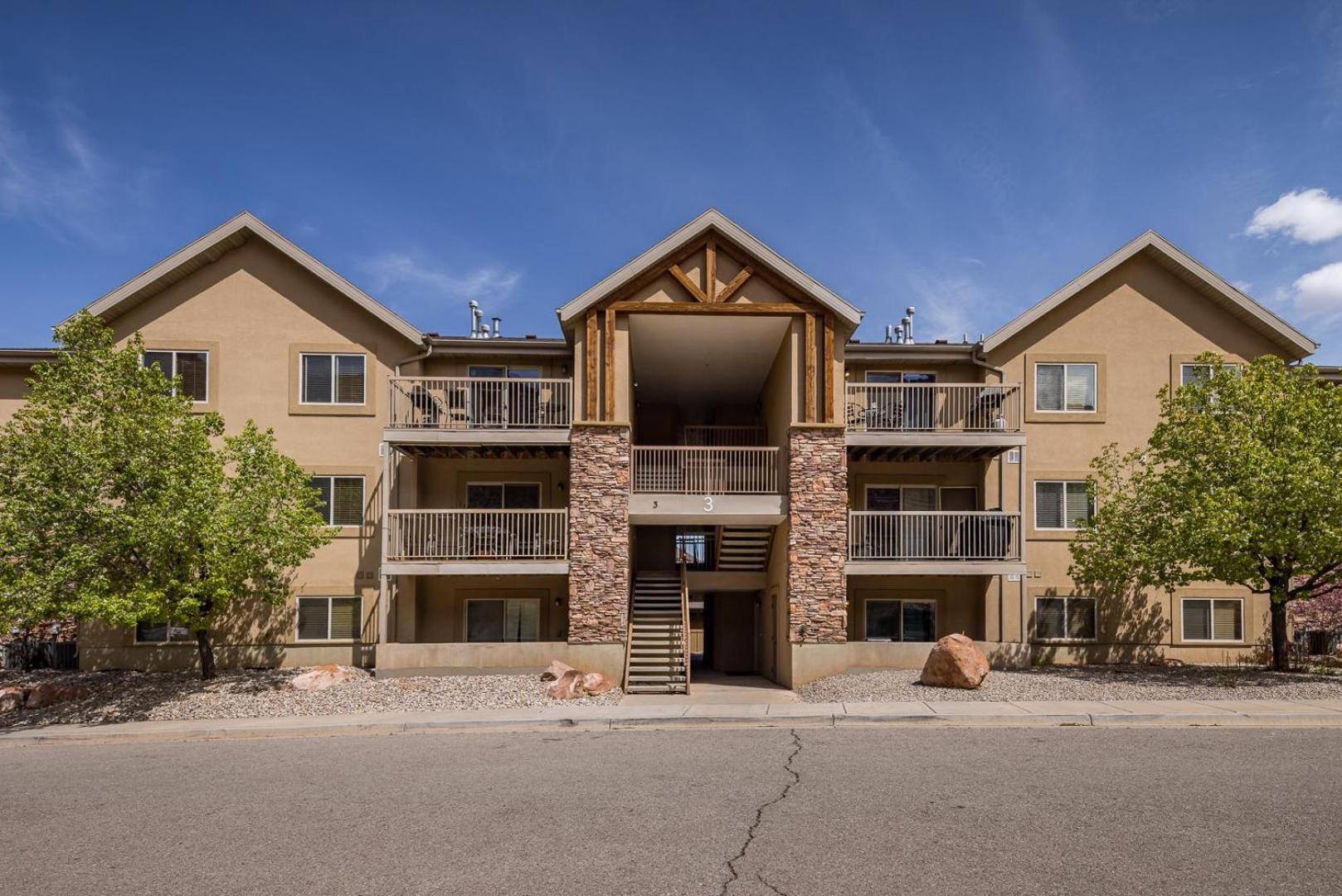 2511 Redcliff Rd 3j