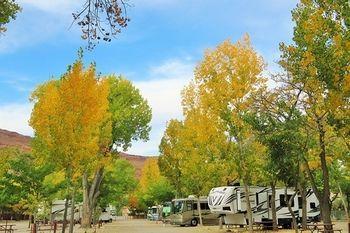 Campsite Sun Outdoors Downtown