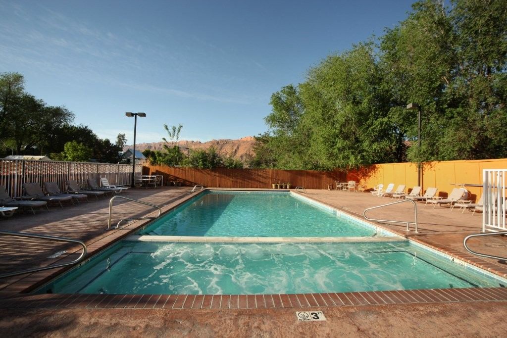 Downtown Hotel 3*