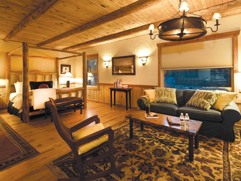 Sorrel River Ranch & 4*