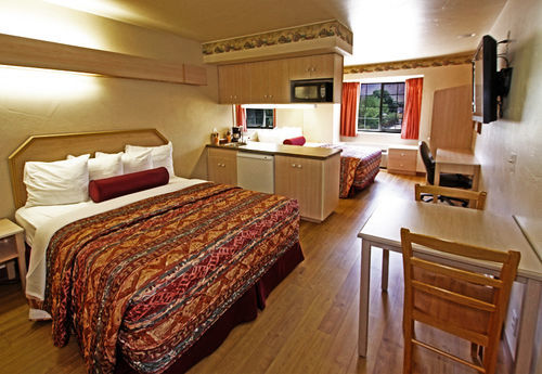 River Canyon Motel