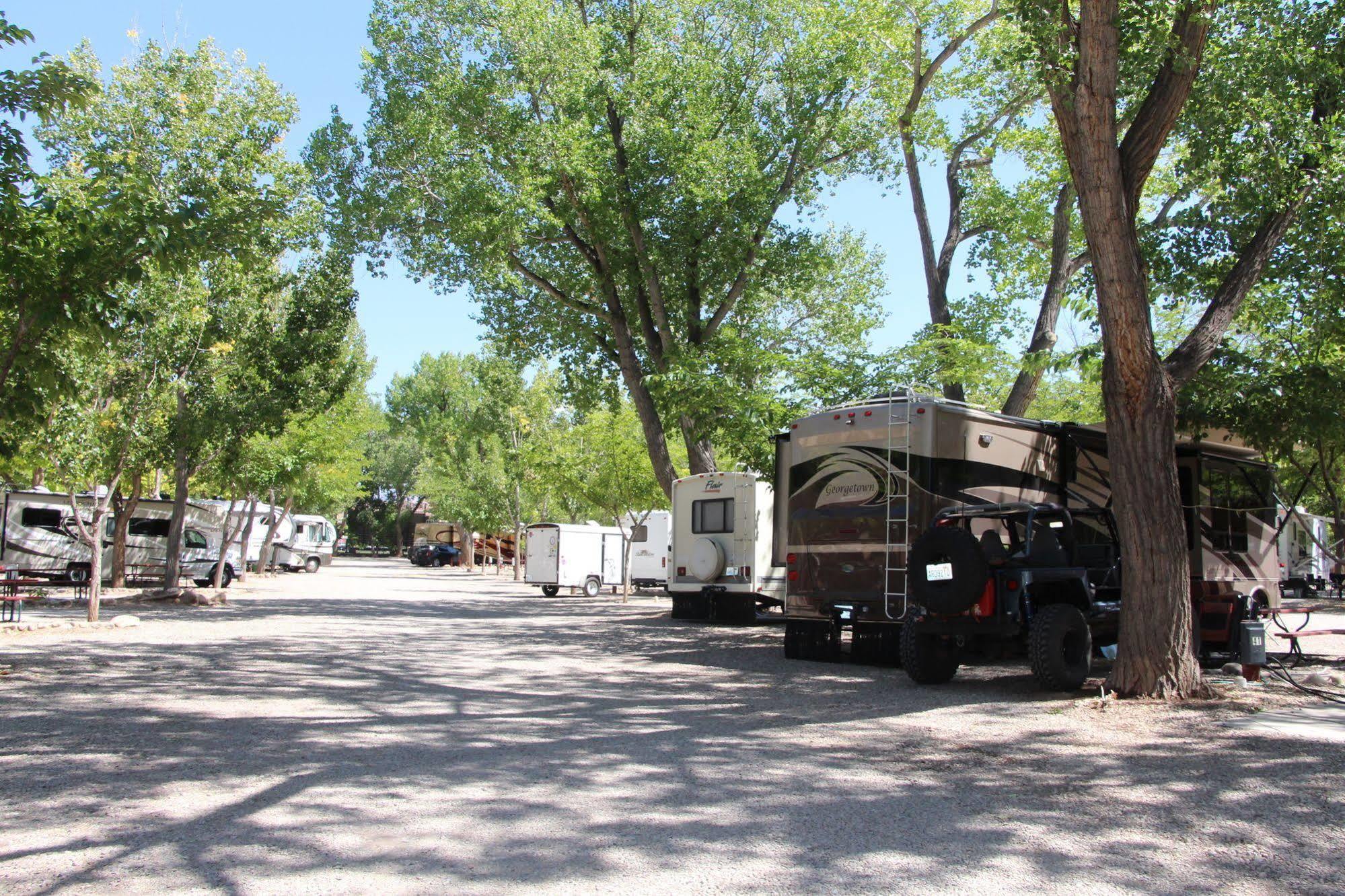 Sun Outdoors Downtown Campsite