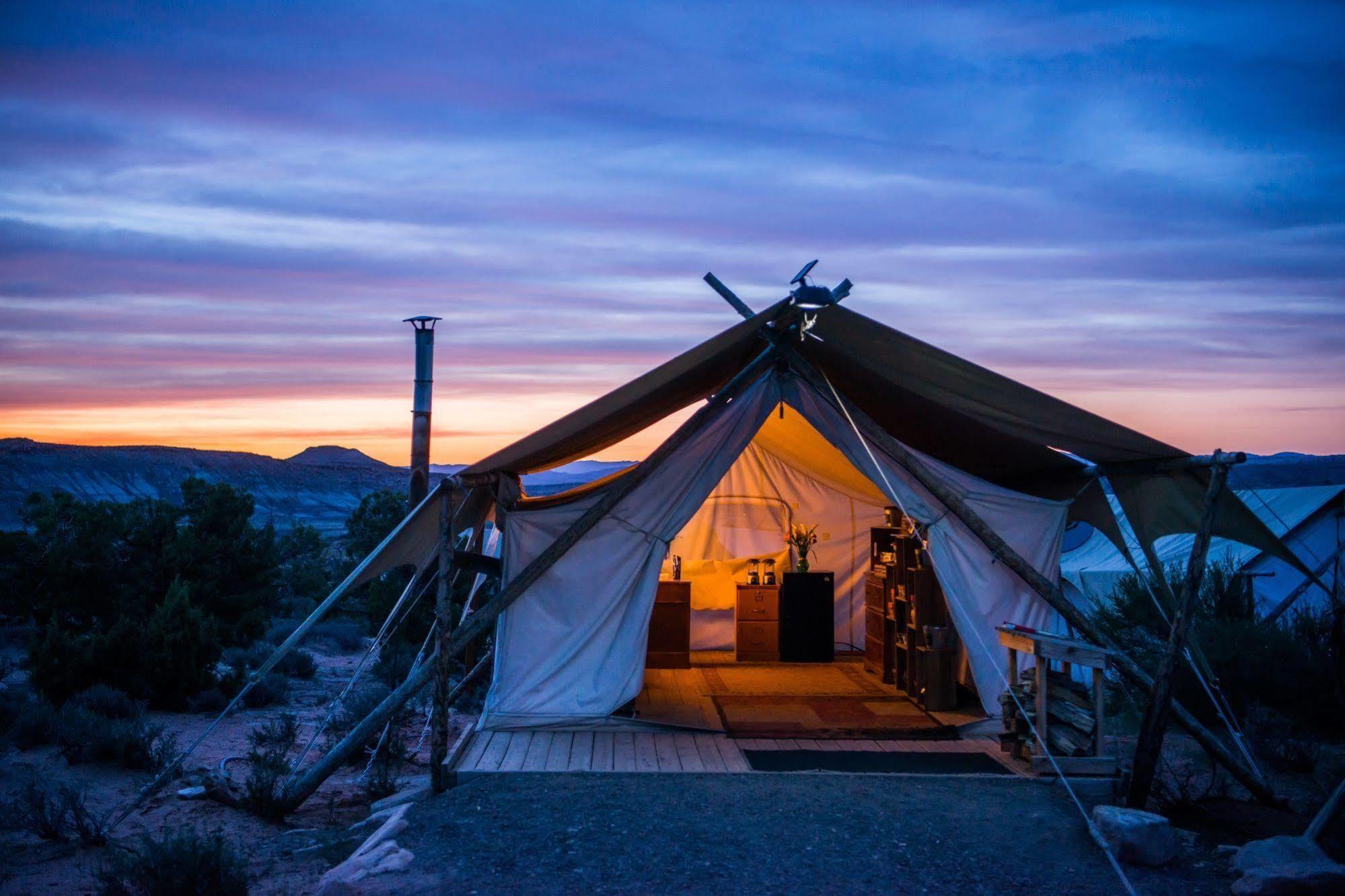 Under Canvas Luxury tent 3*