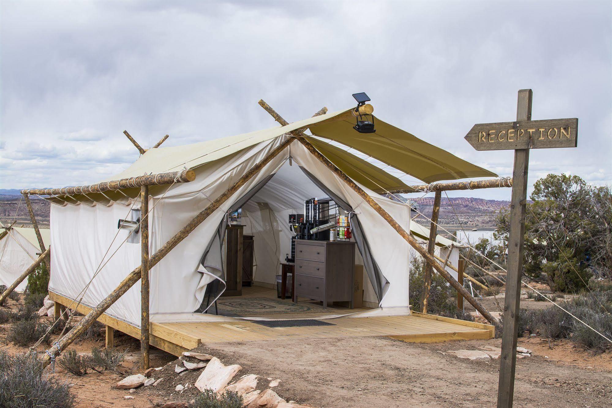Under Canvas Luxury tent 3*